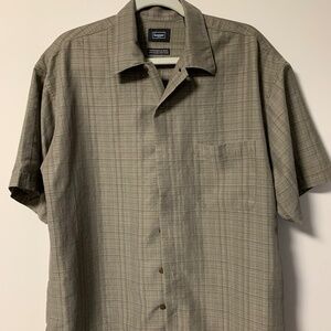 Haggar Performance Wear Tan Plaid Button Down Shirt Size M